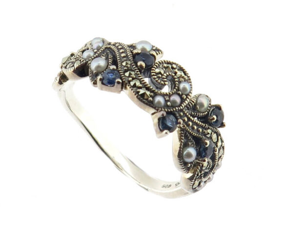 Sapphire & Seedpearl Ring MJ18161