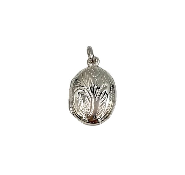 Engraved Oval Locket MJ25847